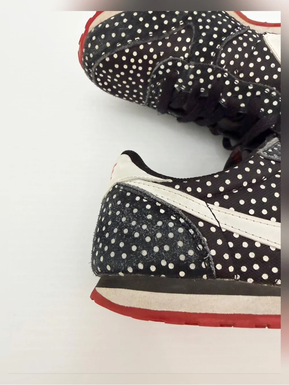Nike Genicco Women's Black Polka Dot Sneakers with White Swoosh  - 7.5
